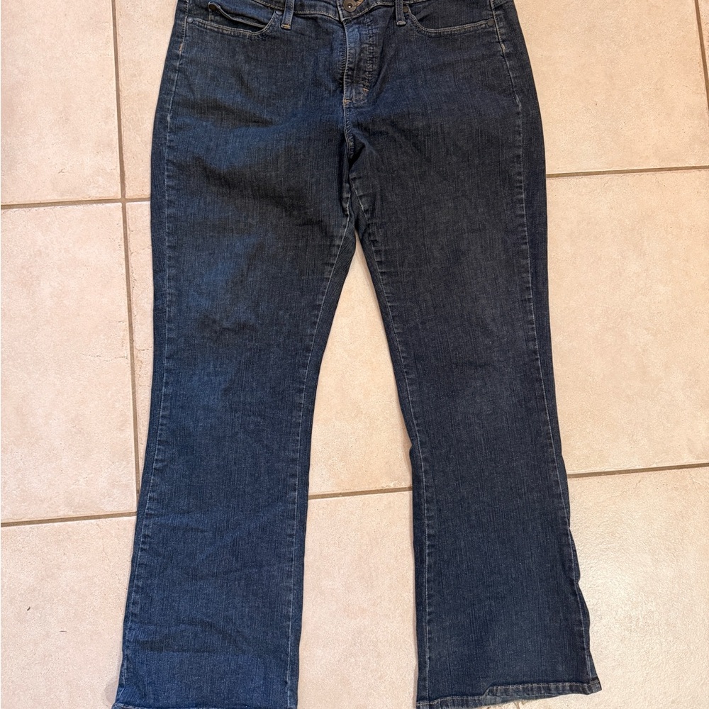 Lee Women’s Bootcut Jeans Size 16 Short Dark Wash Classic Denim
